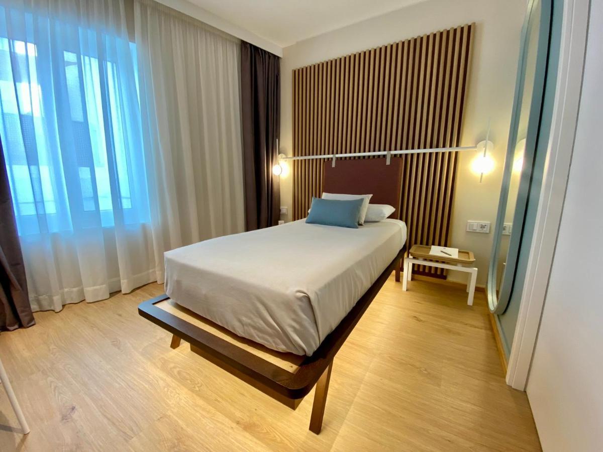 Hotel Leonor Conil Conil De La Frontera Buitenkant foto